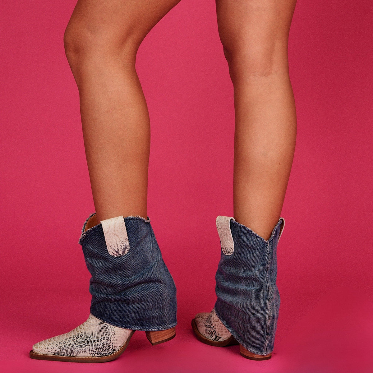 DENIM DREAM LEATHER BOOTIE