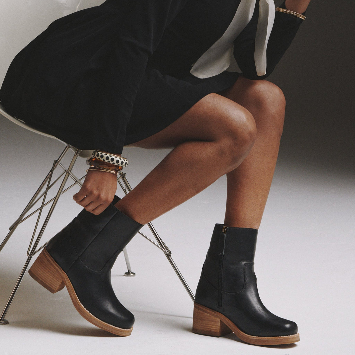 ROXY LEATHER BOOTIE