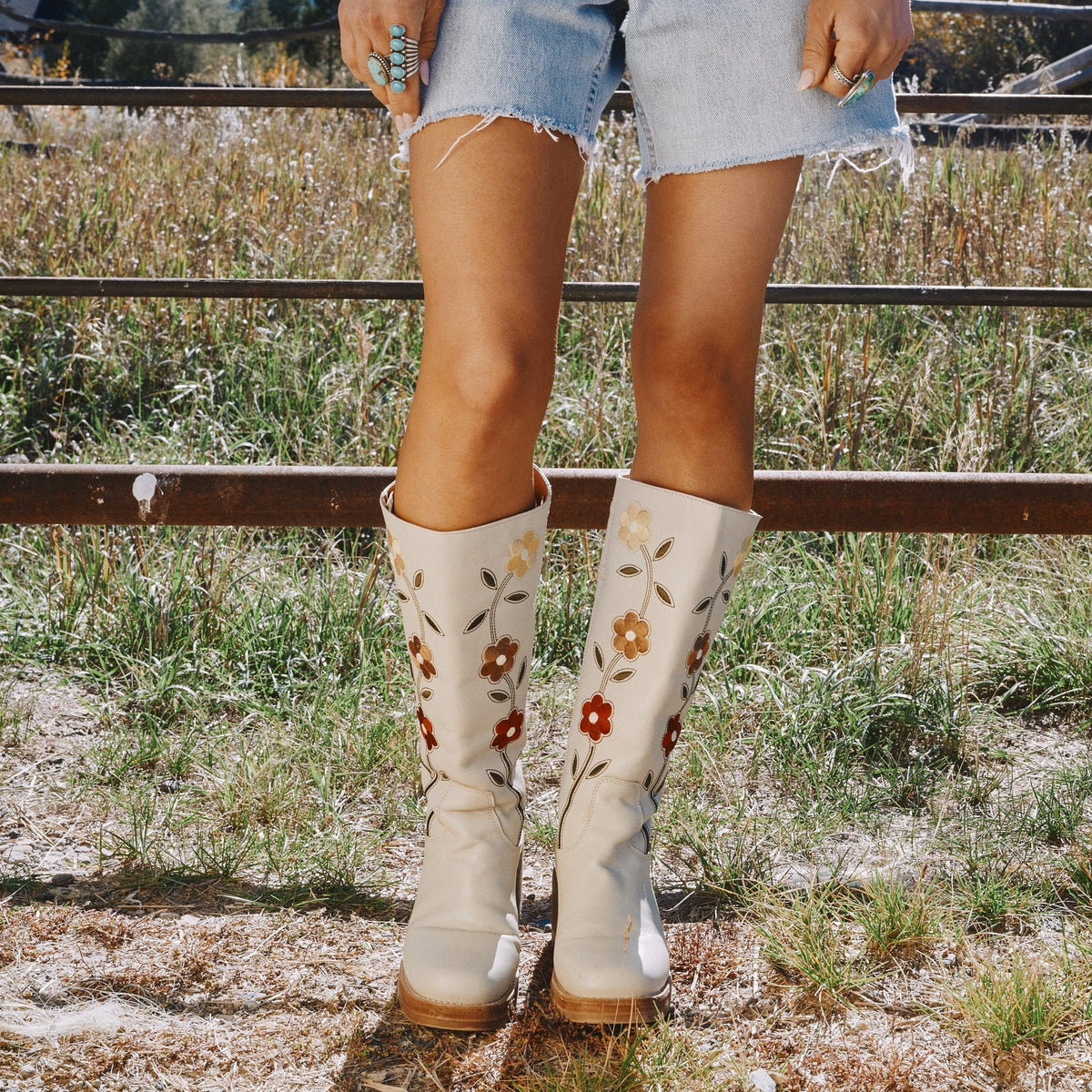 BLOOM LEATHER BOOT