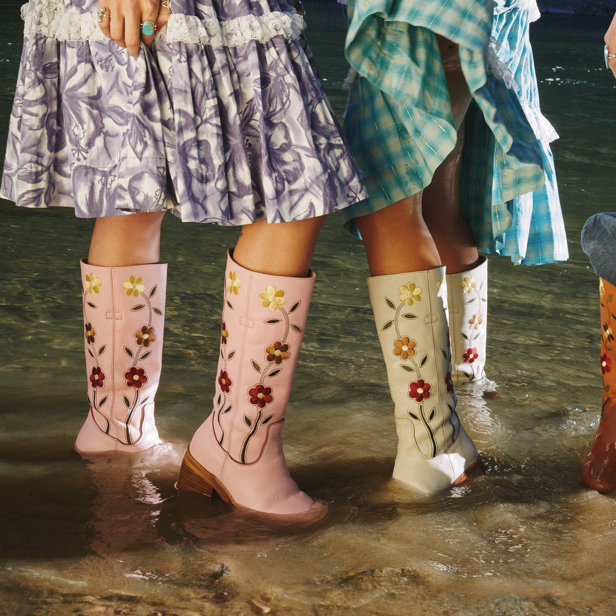 BLOOM LEATHER BOOT