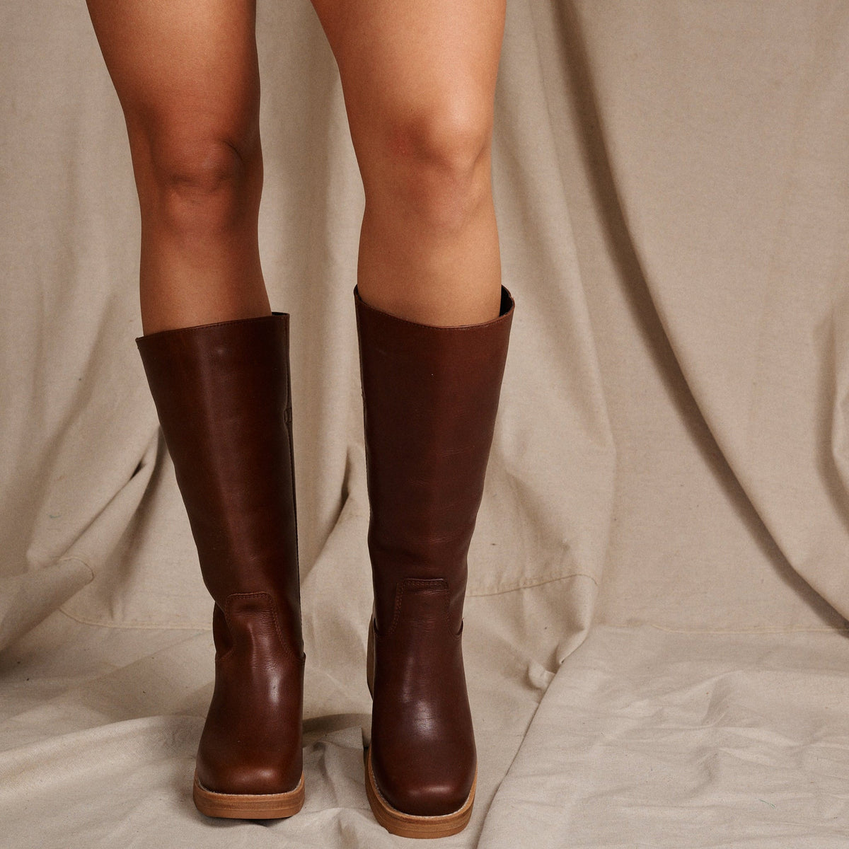 VAGABOND LEATHER BOOT