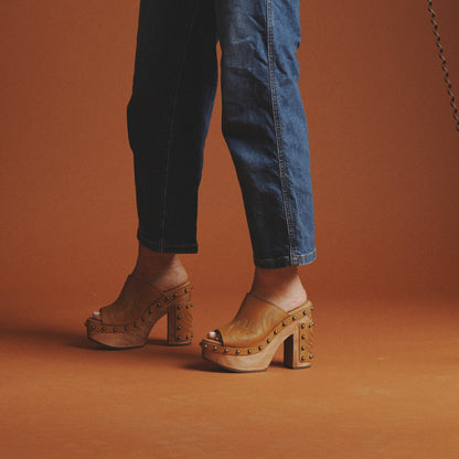 FREE SPIRIT WOODEN SANDAL