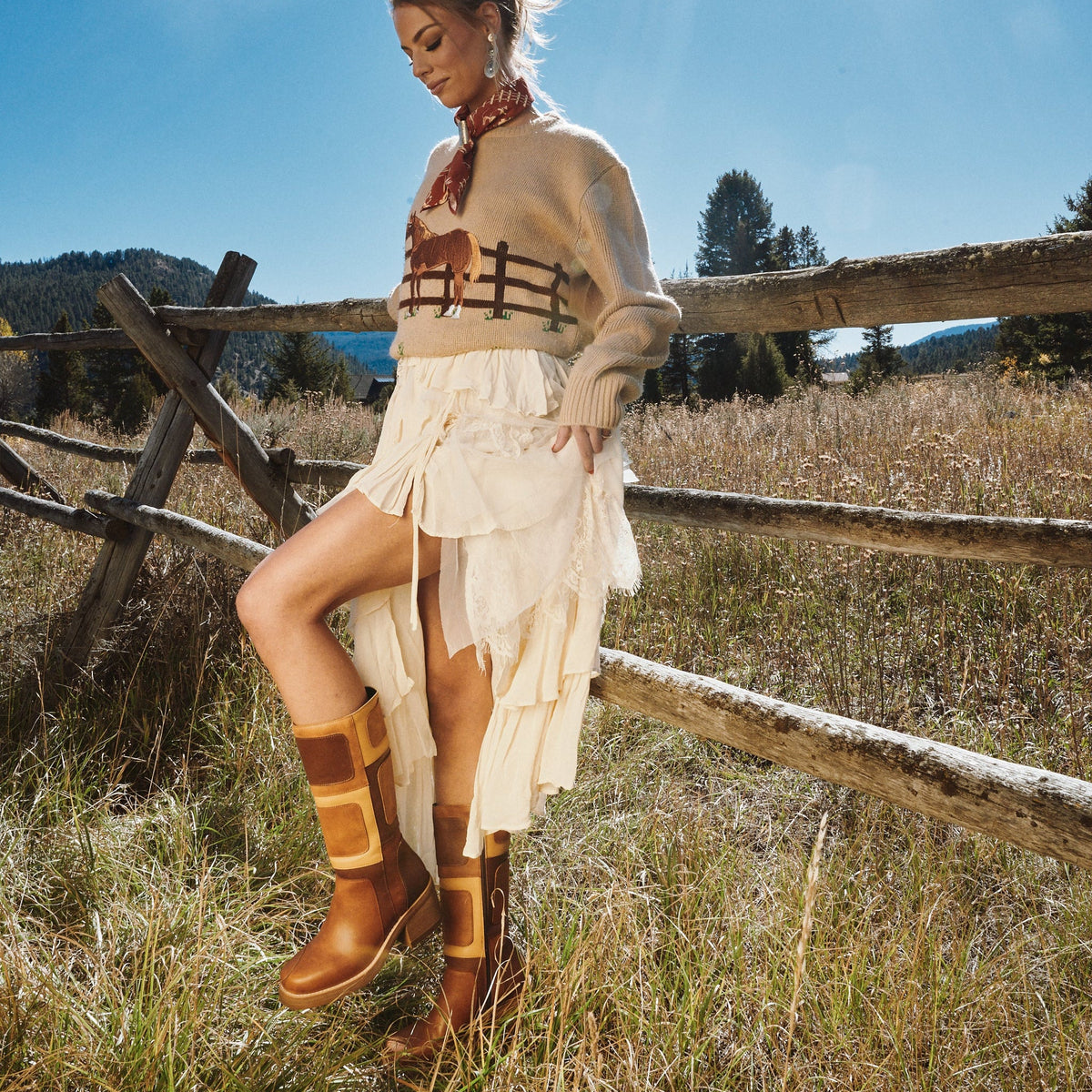 PATCHES LEATHER BOOT