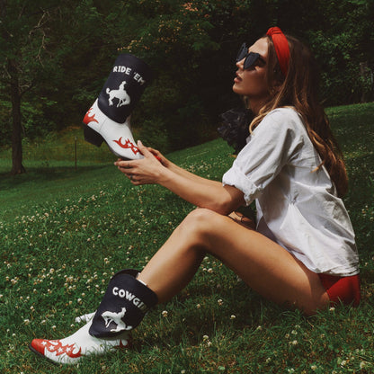 COWGIRL LEATHER BOOT