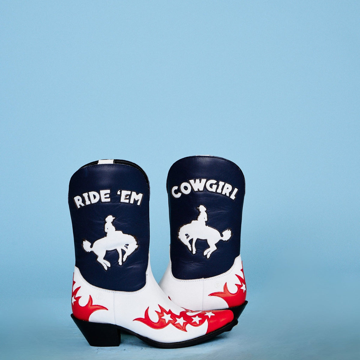 COWGIRL LEATHER BOOT