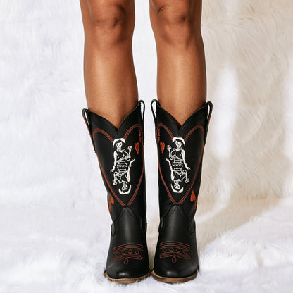 QUEEN A HEARTS LEATHER BOOT