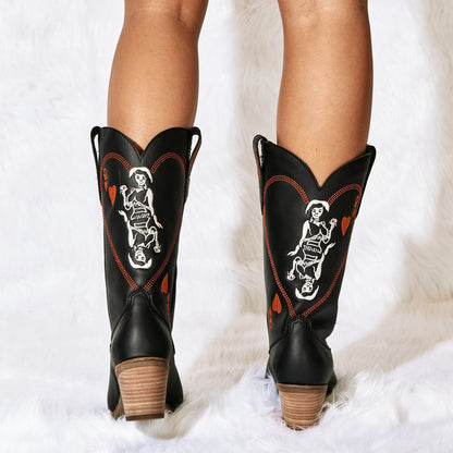 QUEEN A HEARTS LEATHER BOOT